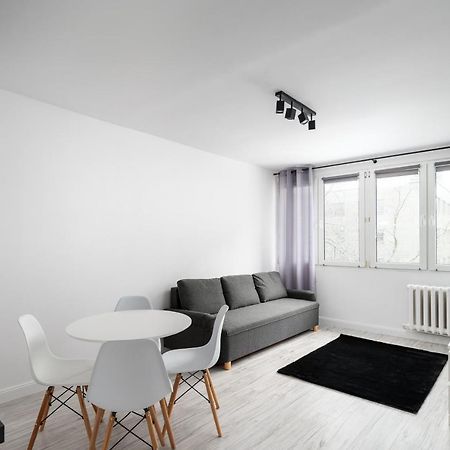 Wierzbno Modern Apartment Warsaw Luaran gambar